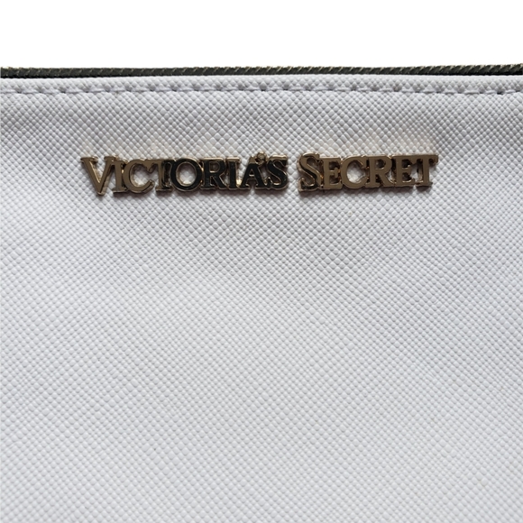 Victoria Secret t-shirt bundle - Picture 11 of 11